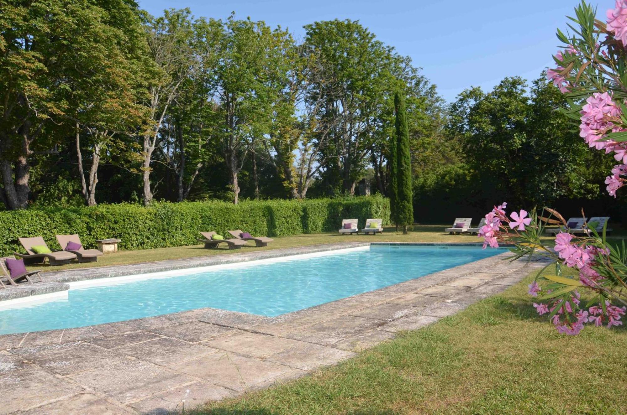 Velaux Domaine Shambala - Maison D'Hote En Provence - Piscine Chauffee المظهر الخارجي الصورة
