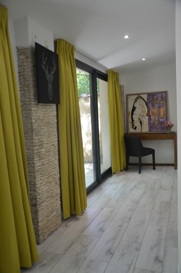 Velaux Domaine Shambala - Maison D'Hote En Provence - Piscine Chauffee المظهر الخارجي الصورة